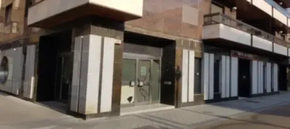 1103m² Commercial property in Valladolid, Spain No. 63957 6
