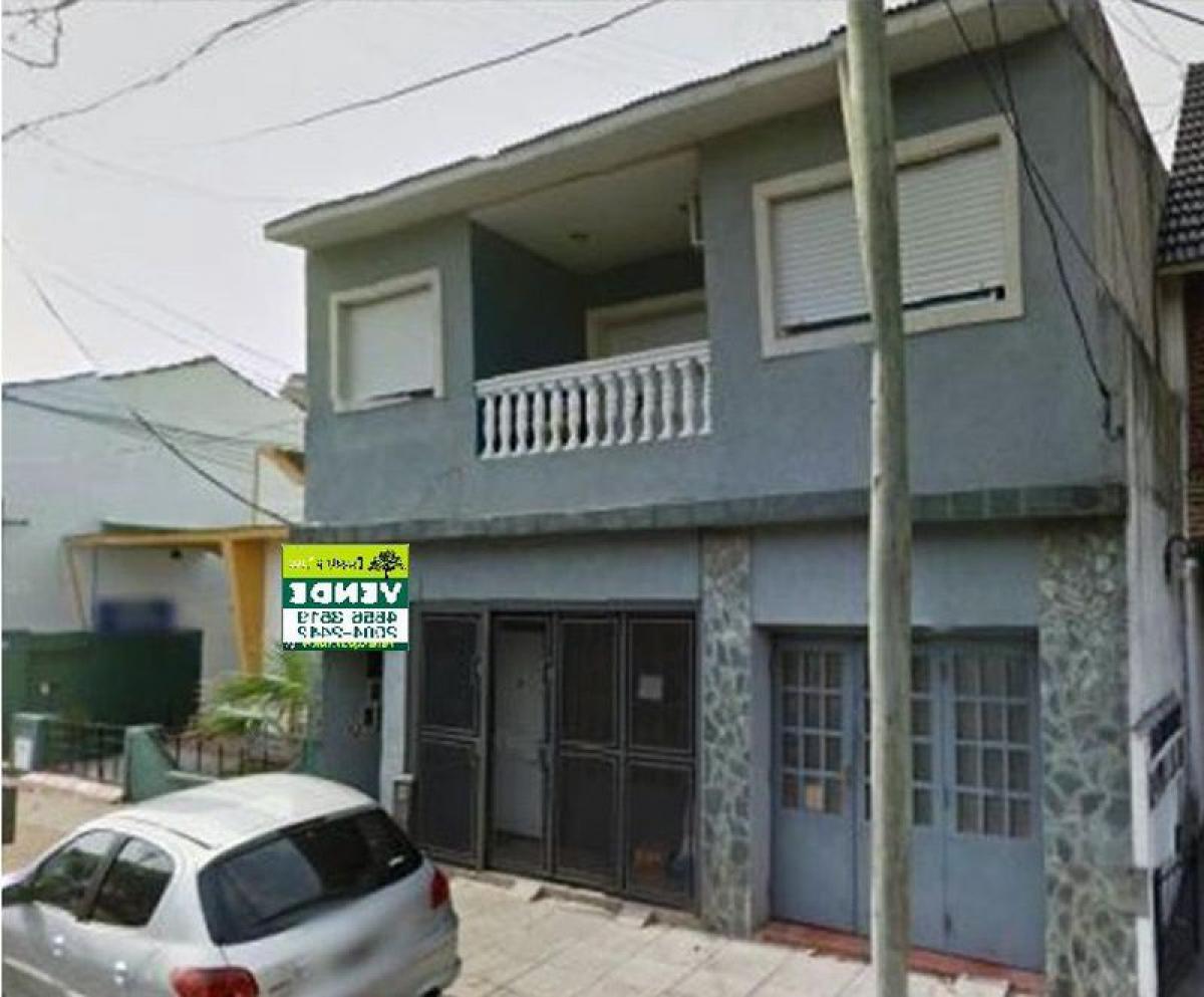 3 bedrooms House in Bermudez, Argentina No. 12289