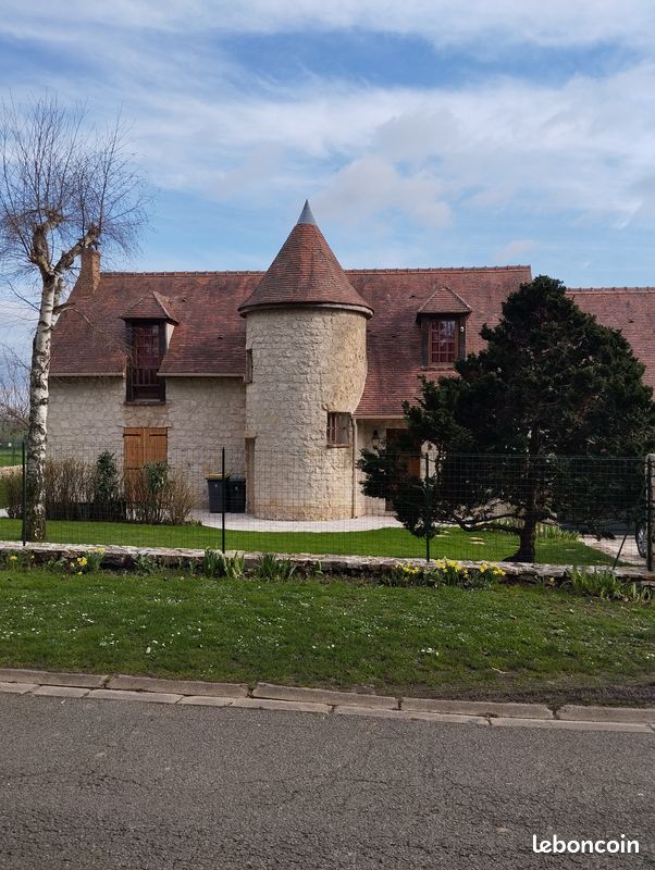 3 غرف نوم قلاع في Val-d'Oise, France رقم 299475