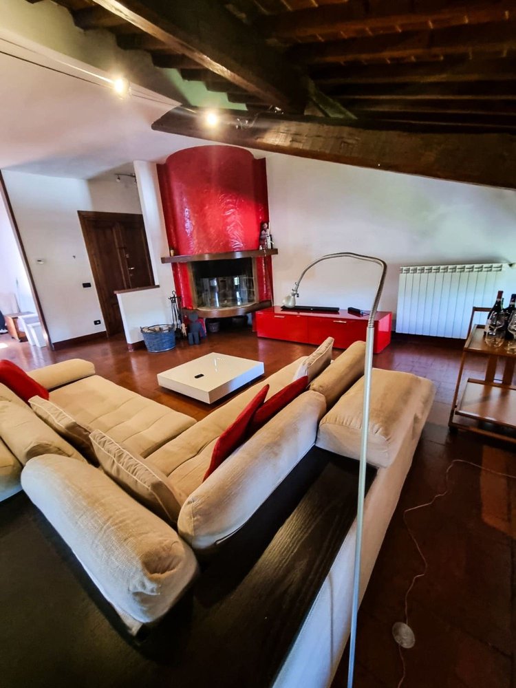4 bedrooms Apartment in Lucca, Italy No. 340758