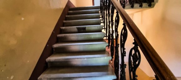 4 bedrooms Apartment in Lucca, Italy No. 340758 4