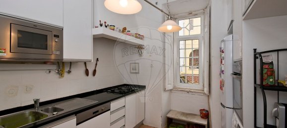 4 Schlafzimmer Doppelhaus in Lisbon, Portugal, Nr. 136074 10
