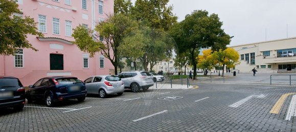 4 Schlafzimmer Doppelhaus in Lisbon, Portugal, Nr. 136074 26