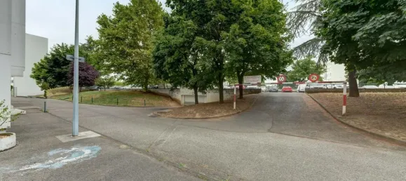 3 Schlafzimmer Wohnung in Venissieux, France, Nr. 348266 13