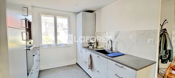 Casa de 3 dormitorios en Magny-les-Hameaux, France No. 296339 2