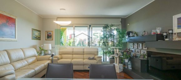 3 bedrooms Penthouse in Segrate, Italy No. 2555 43