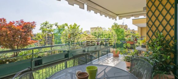 3 bedrooms Penthouse in Segrate, Italy No. 2555 44