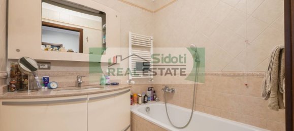 3 bedrooms Penthouse in Segrate, Italy No. 2555 29