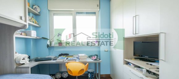 3 bedrooms Penthouse in Segrate, Italy No. 2555 24