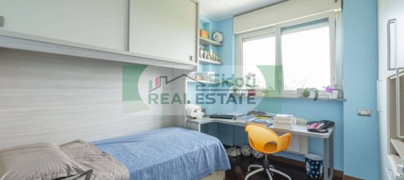 3 bedrooms Penthouse in Segrate, Italy No. 2555 23