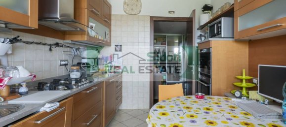3 bedrooms Penthouse in Segrate, Italy No. 2555 50