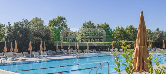 3 bedrooms Penthouse in Segrate, Italy No. 2555 6