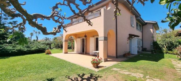 6غرفة فيلا في Ladispoli, Italy رقم 72607 2