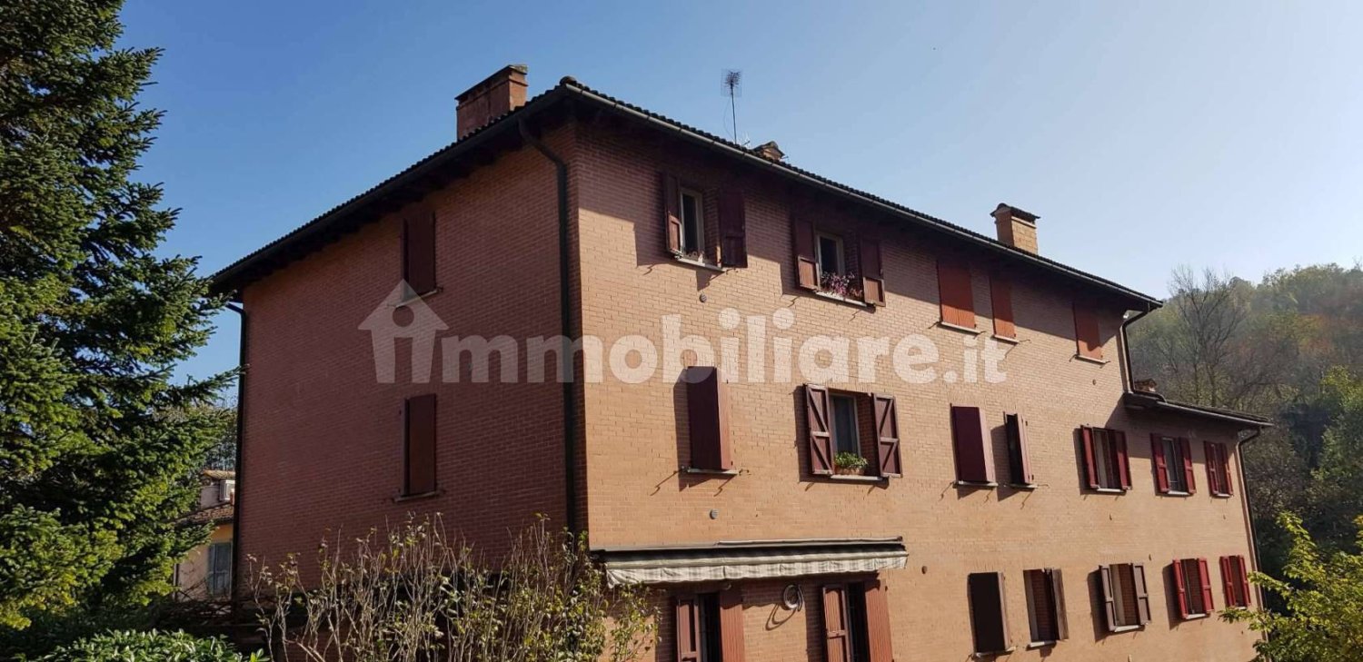 2 bedrooms Apartment in Monte San Pietro, Italy No. 176286