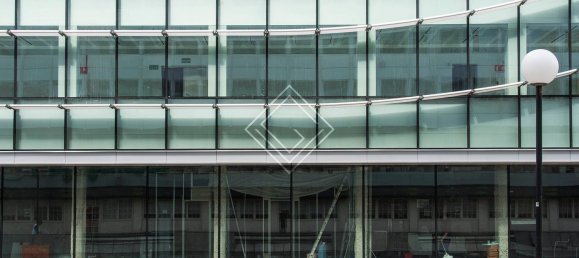 217m² Commercial property in Madrid, Spain No. 79938 9