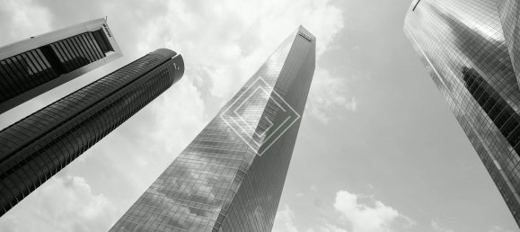 217m² Commercial property in Madrid, Spain No. 79938 2