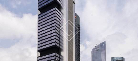 217m² Commercial property in Madrid, Spain No. 79938 14