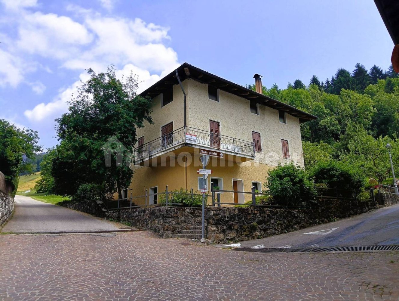 3 Schlafzimmer Villa in Rumo, Italy, Nr. 127834