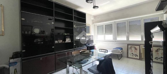 2 rooms Apartment in Rome, Italy No. 24300 19