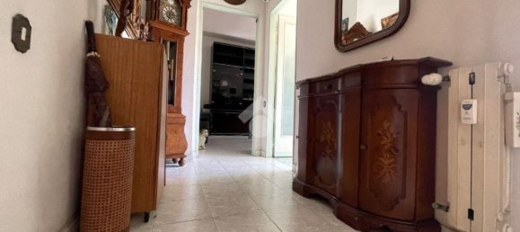 2 rooms Apartment in Rome, Italy No. 24300 5