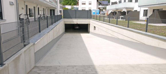  موقف سيارات في Neustadt an der Waldnaab, Germany رقم 183764 3