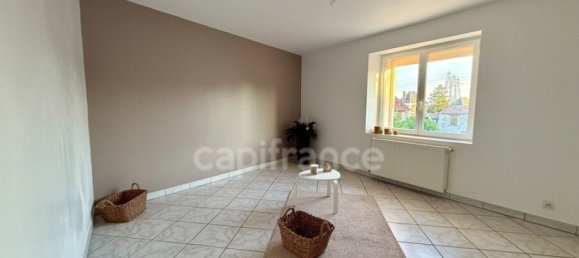 3 bedrooms Apartment in Saint-Fargeau-Ponthierry, France No. 317985 3