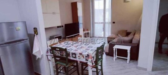 Apartamento de 2 dormitorios en Monza, Italy No. 162381 5