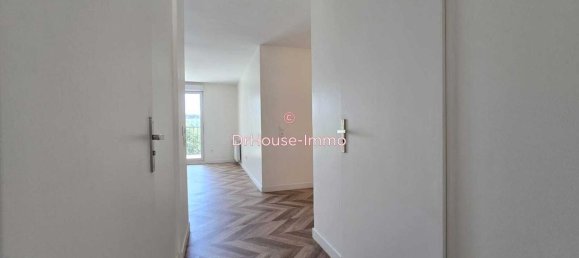 3 Schlafzimmer Wohnung in Corbeil-Essonnes, France, Nr. 325556 5