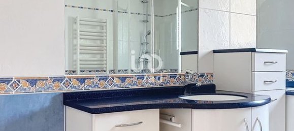 7-salle Châteaux à Saint-Doulchard, France No. 47258 18