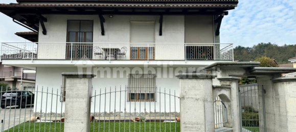 4 bedrooms House in Clavesana, Italy No. 91067 24