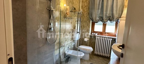 4 bedrooms House in Clavesana, Italy No. 91067 12