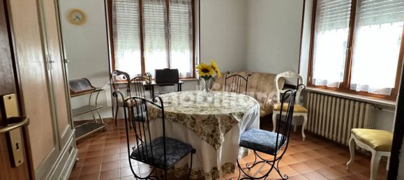 4 bedrooms House in Clavesana, Italy No. 91067 14