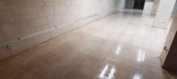 Gewerbliche Immobilie in Leon, Spain 320m², Nr. 90782 3