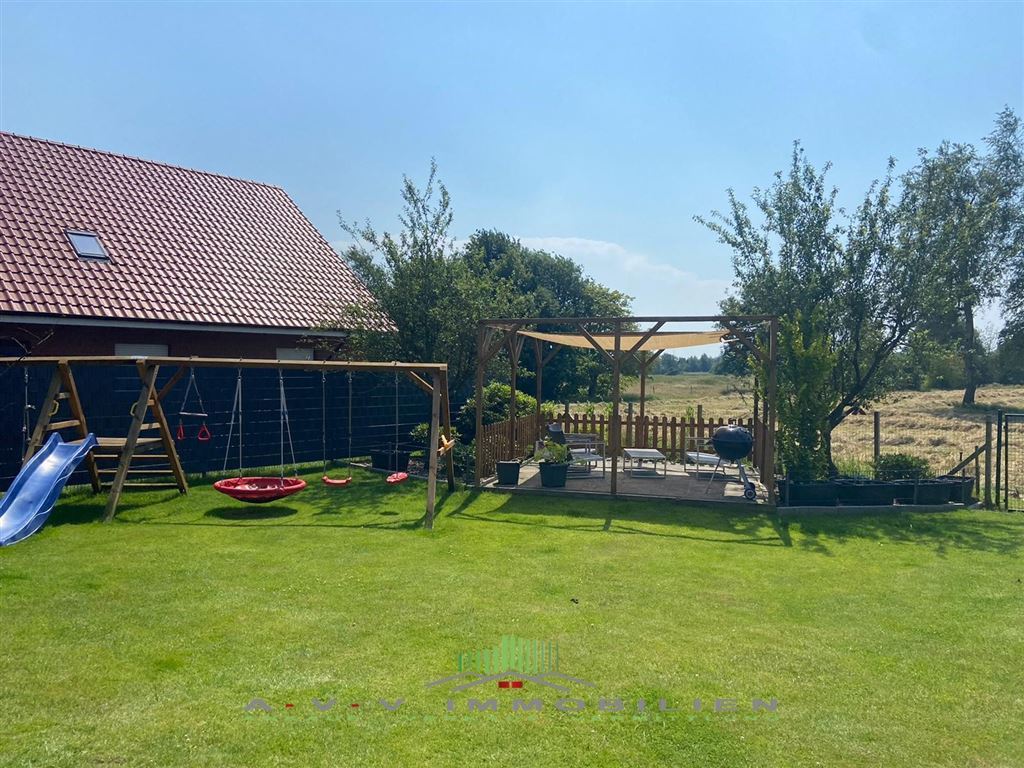 Таунхаус с 4 спальнями в Leer, Германия № 214102