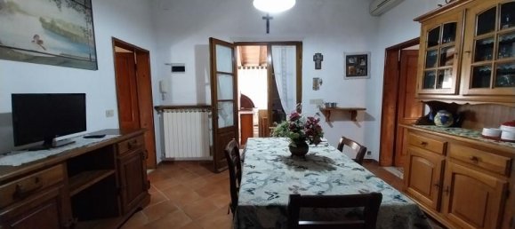 4-Zimmer Haus in Seravezza, Italy, Nr. 237719 13