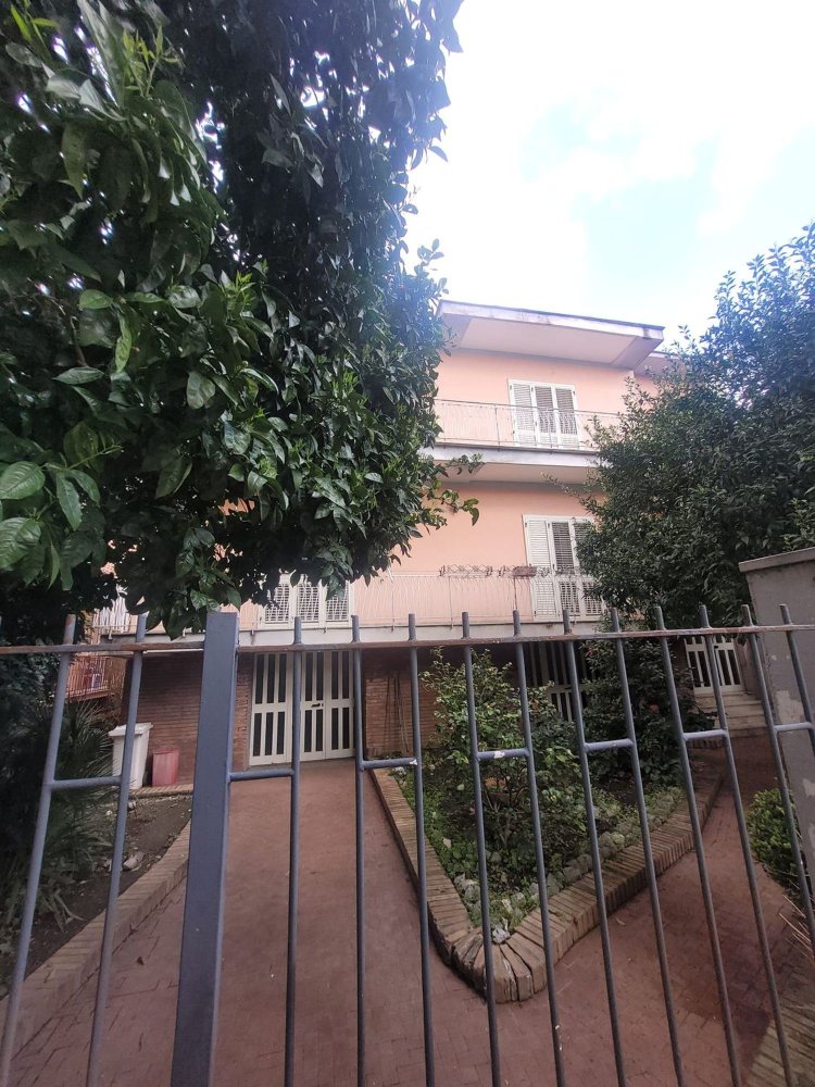 7-salle Maison à Caserta, Italy No. 65241