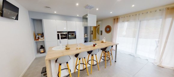 3 bedrooms House in Unieux, France No. 264068 7