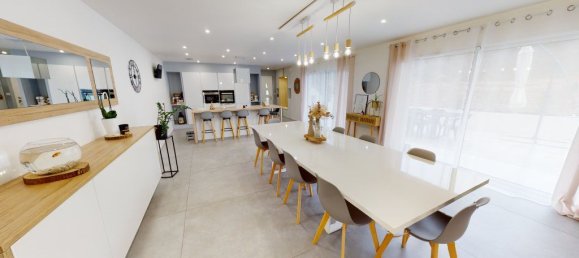 3 bedrooms House in Unieux, France No. 264068 6