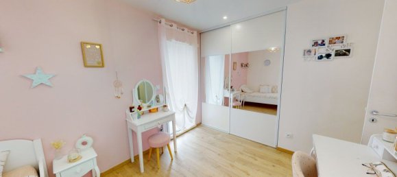 3 bedrooms House in Unieux, France No. 264068 12