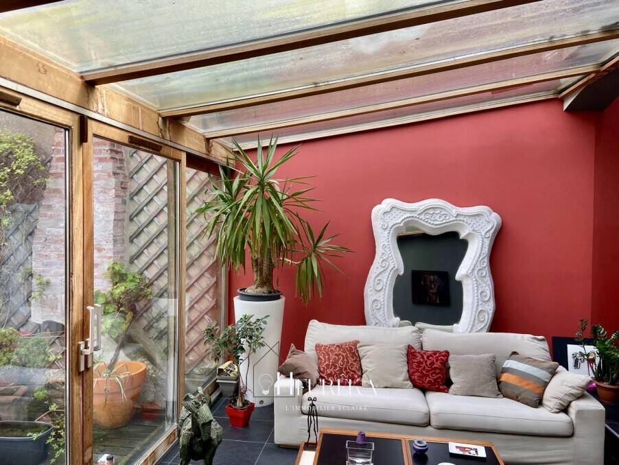 4 bedrooms House in Tours, France No. 56123