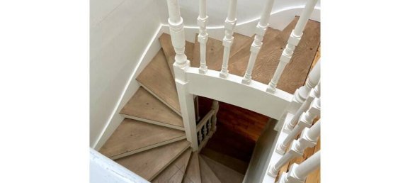 4 bedrooms House in Tours, France No. 56123 3