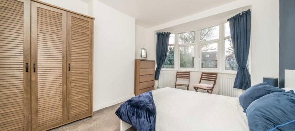 3 bedrooms House in Surbiton, United Kingdom No. 10222 12