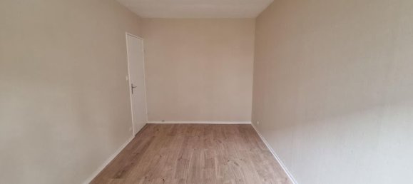 2 Schlafzimmer Wohnung in Chenove, France, Nr. 198513 2