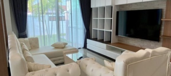 3 bedrooms Cafe / restaurant in Bang Lamung, Thailand No. 8969 10