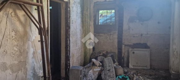 Дом с 1 спальней в Ачи Кастелло, Италия № 300045 10