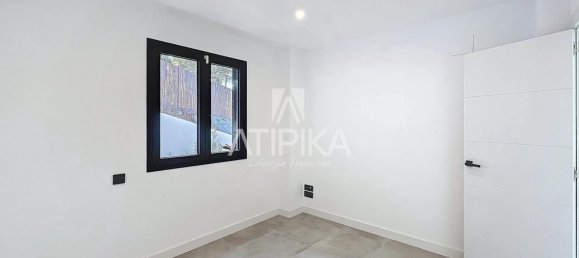 5 bedrooms House in Vallromanes, Spain No. 182747 29