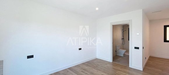 5 bedrooms House in Vallromanes, Spain No. 182747 13