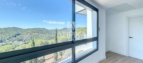 5 bedrooms House in Vallromanes, Spain No. 182747 17