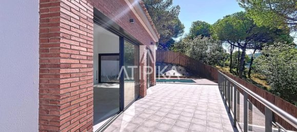 5 bedrooms House in Vallromanes, Spain No. 182747 4