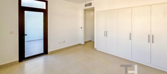 4 bedrooms Townhouse in Town Square, UAE No. 28591 12